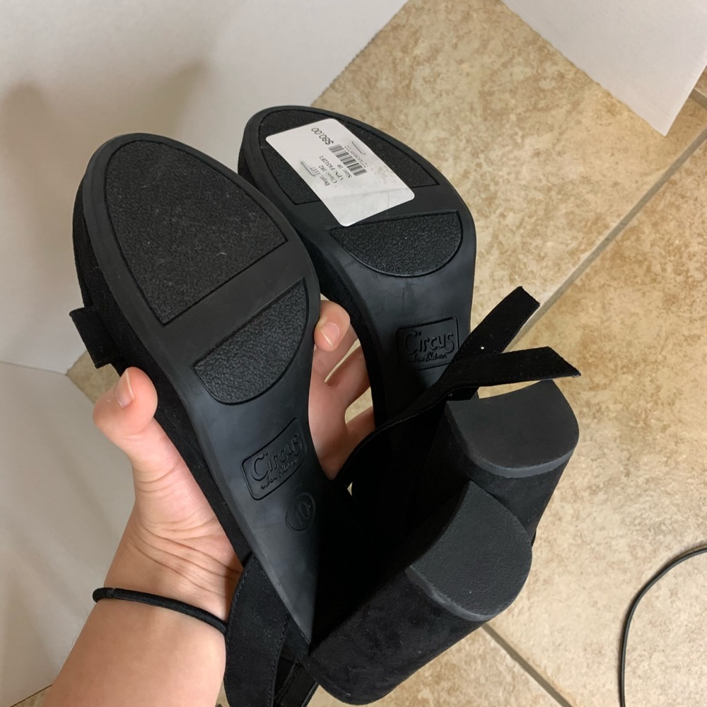 Sam Edleman black velvet block heels - Picture 5 of 5